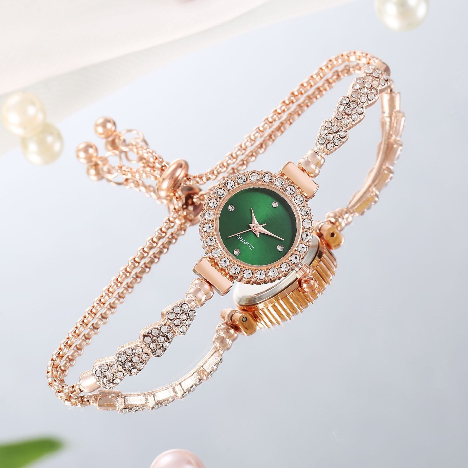 Crystal Bezel Gold Bracelet Watch - Elegant Fashion Watch for Women - Image 4