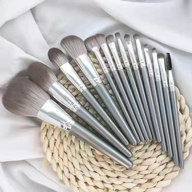 First-time beginner makeup brush suit powder brush eye shadow brush blush brush Cangzhou full set of beauty brush super soft - Image 4