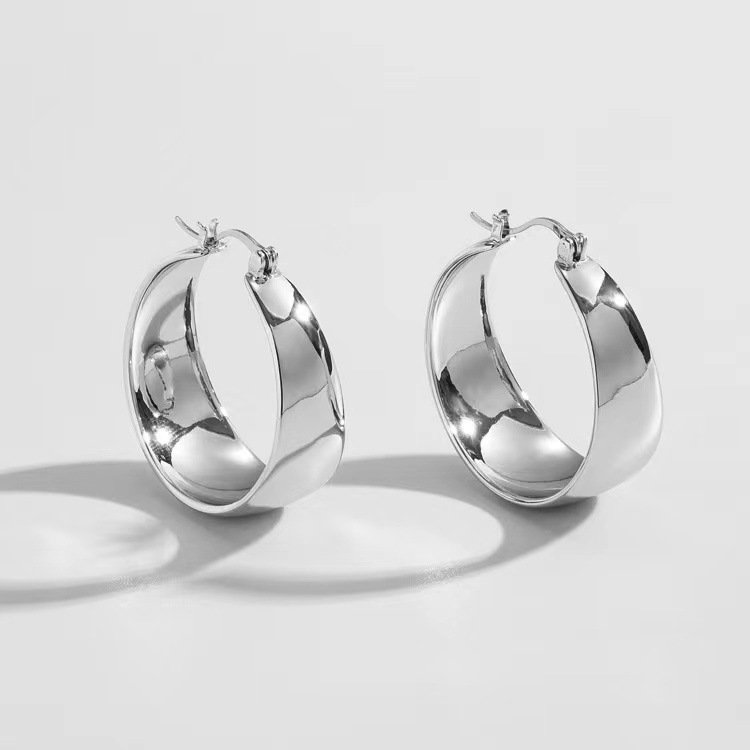 Wide Arc Titanium Steel Earrings – 18K Gold-Plated, Hypoallergenic - Image 7