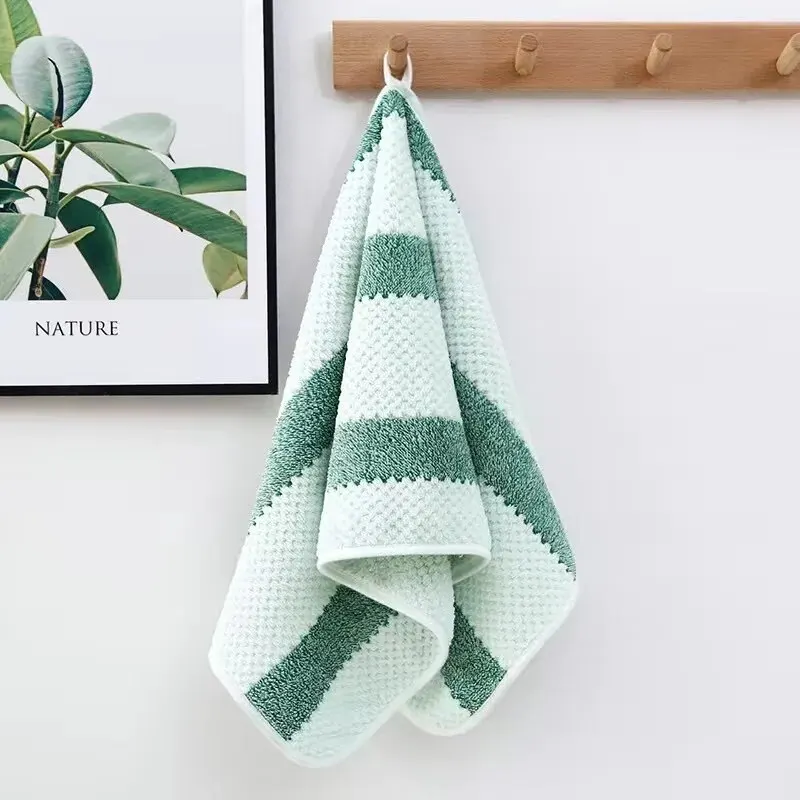 Ultra-Soft Cotton Bath Towel Set - Absorbent Hotel-Quality Washcloth & Towels - Image 3