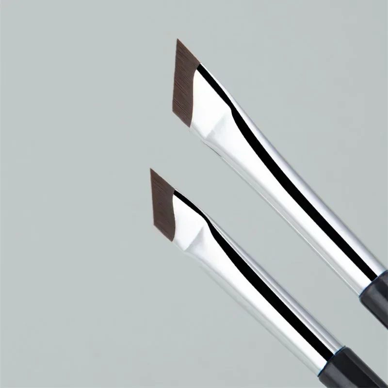 Precision Angled Eyeliner Brush Duo - Ultra-Thin for Sharp, Even Wings - Image 3