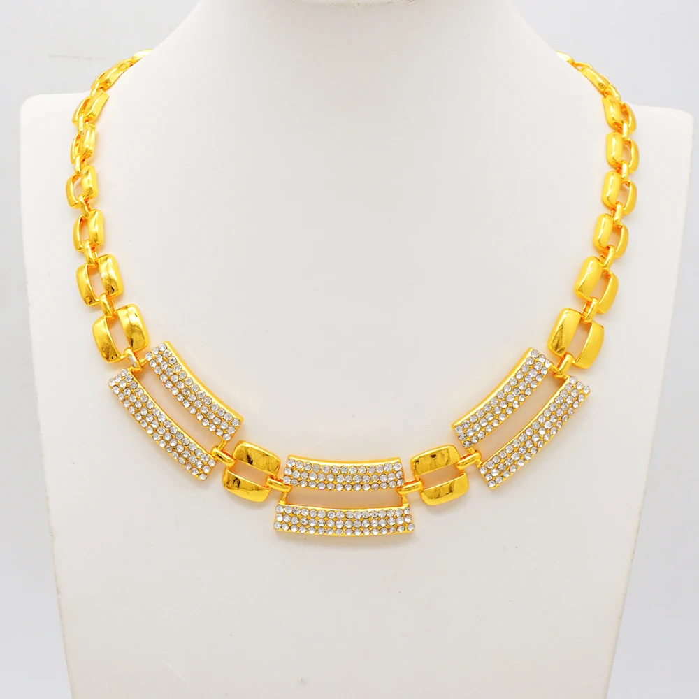 Golden Chain-Link Jewelry Set – Necklace, Bracelet & Earrings